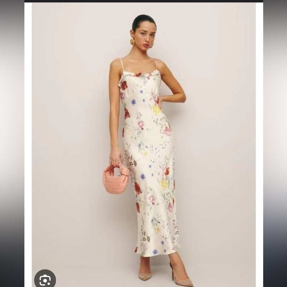 EUC reformation aribella silk dress in natural - Picture 4 of 6